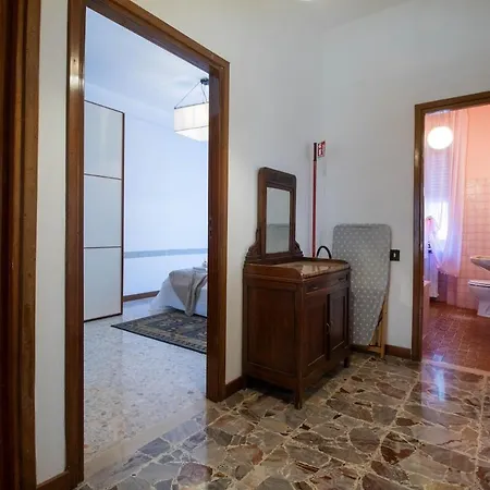 -a Due Passi Dal Mare- Ac 7 Posti Centro Appartamento *